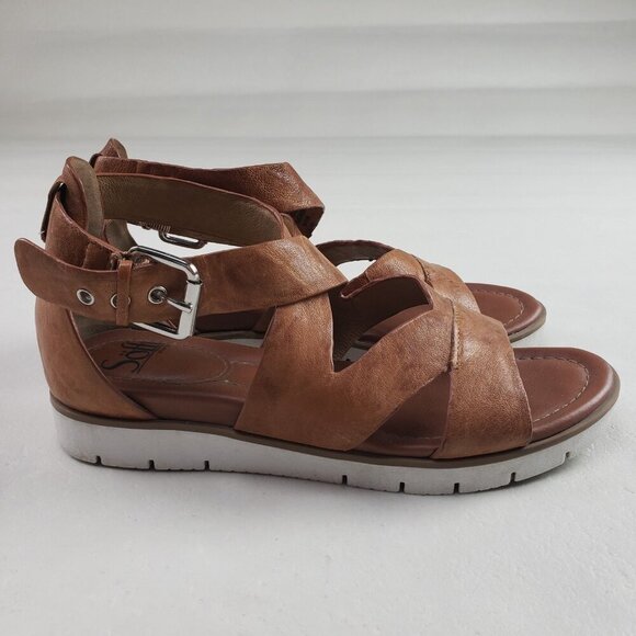 Sofft Mirabelle Strappy Leather Sandal Womens 7 Brown Gladiator Buckle Comfort - Picture 2 of 10